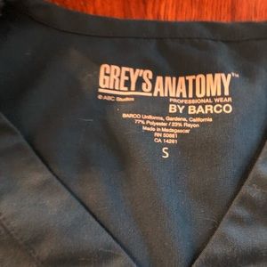 Grey’s anatomy size small scrub top